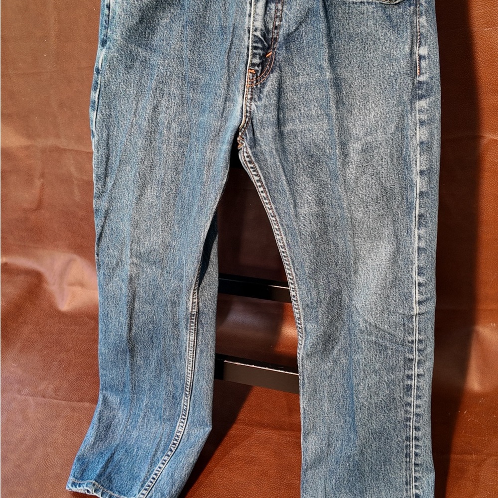 Levi's Straight Fit Blue Jeans